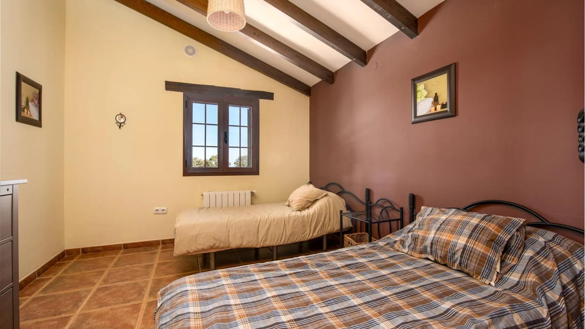 Villa Mariana Ronda 0*,  España